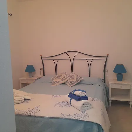 Smeraldo Con Giardino * Monte Petrosu