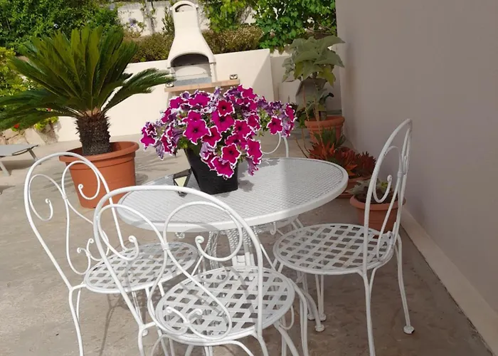 Smeraldo Con Giardino *